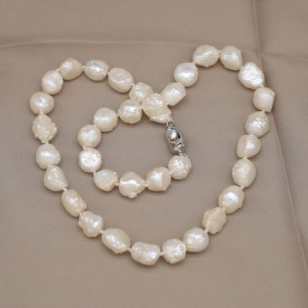 Ожерелье из натурального пресноводного жемчуга Неправильной круглой формы с бусинами для женщин, ювелирные изделия, подарок для банкета, украшения для девочек