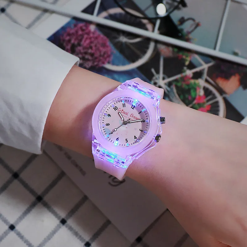 Светящиеся детские часы со светодиодной красочной вспышкой, цифровые водонепроницаемые кварцевые часы для мальчиков и девочек, Креативные детские спортивные наручные часы