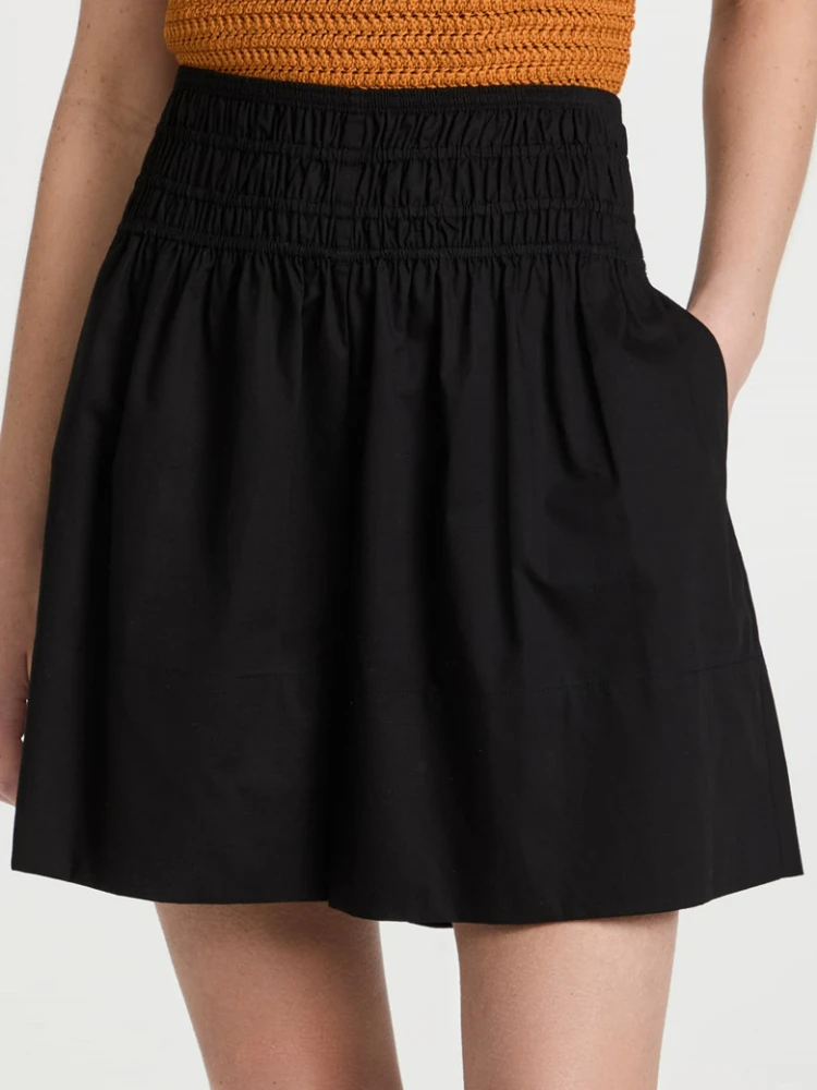 Черные шорты Женские 2023 Летние Новые Плиссированные эластичные Широкие шорты трапециевидной формы с высокой талией